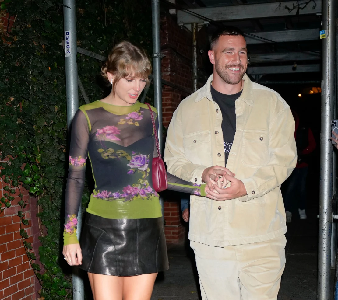 (From left) Taylor Swift and Travis Kelce in New York in October.