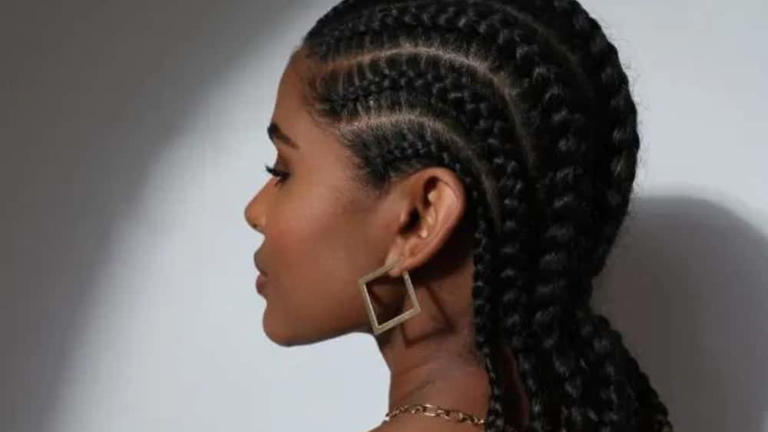 1. 6 Large feed in stitch cornrows