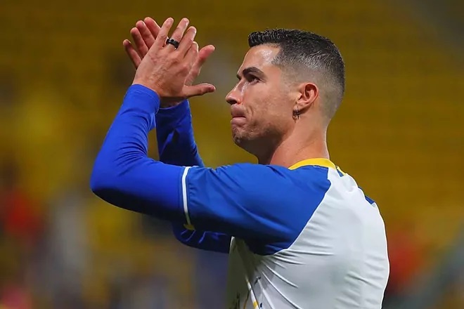 Cristiano Ronaldo showered with criticism in Saudi Arabia