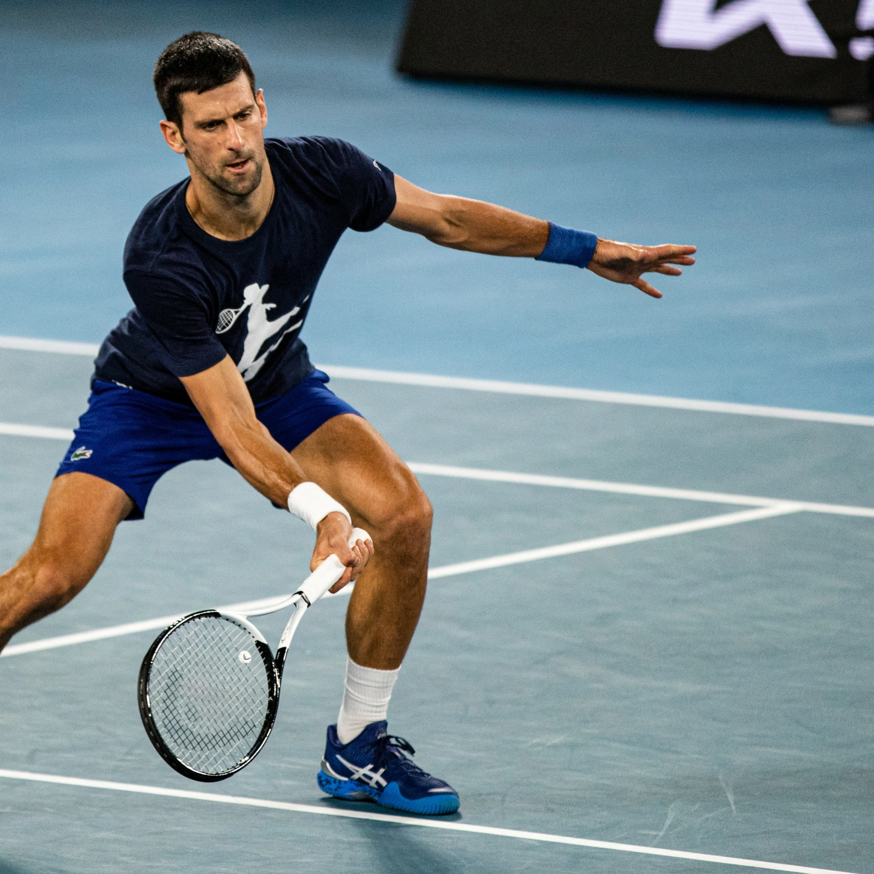 Djokovic Overcomes Wawrinka Challenge at Wimbledon 2023