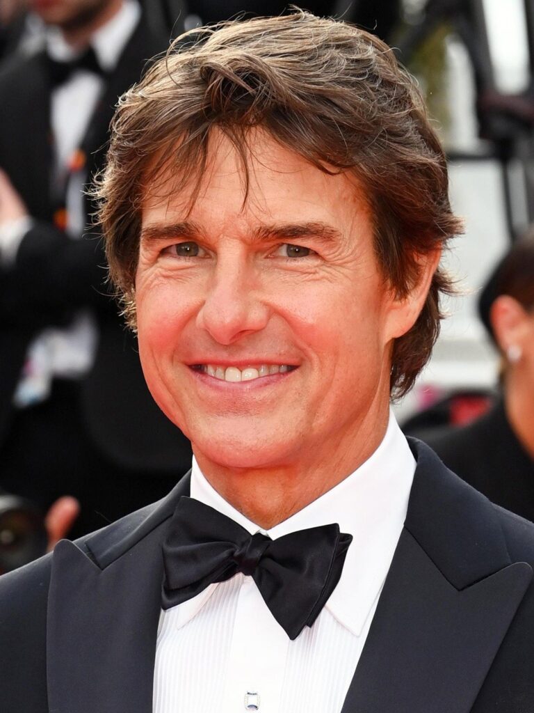 Tom Cruise Age, Height, Net Worth, Wife, Spouse, Teeth, Biography and More Updates